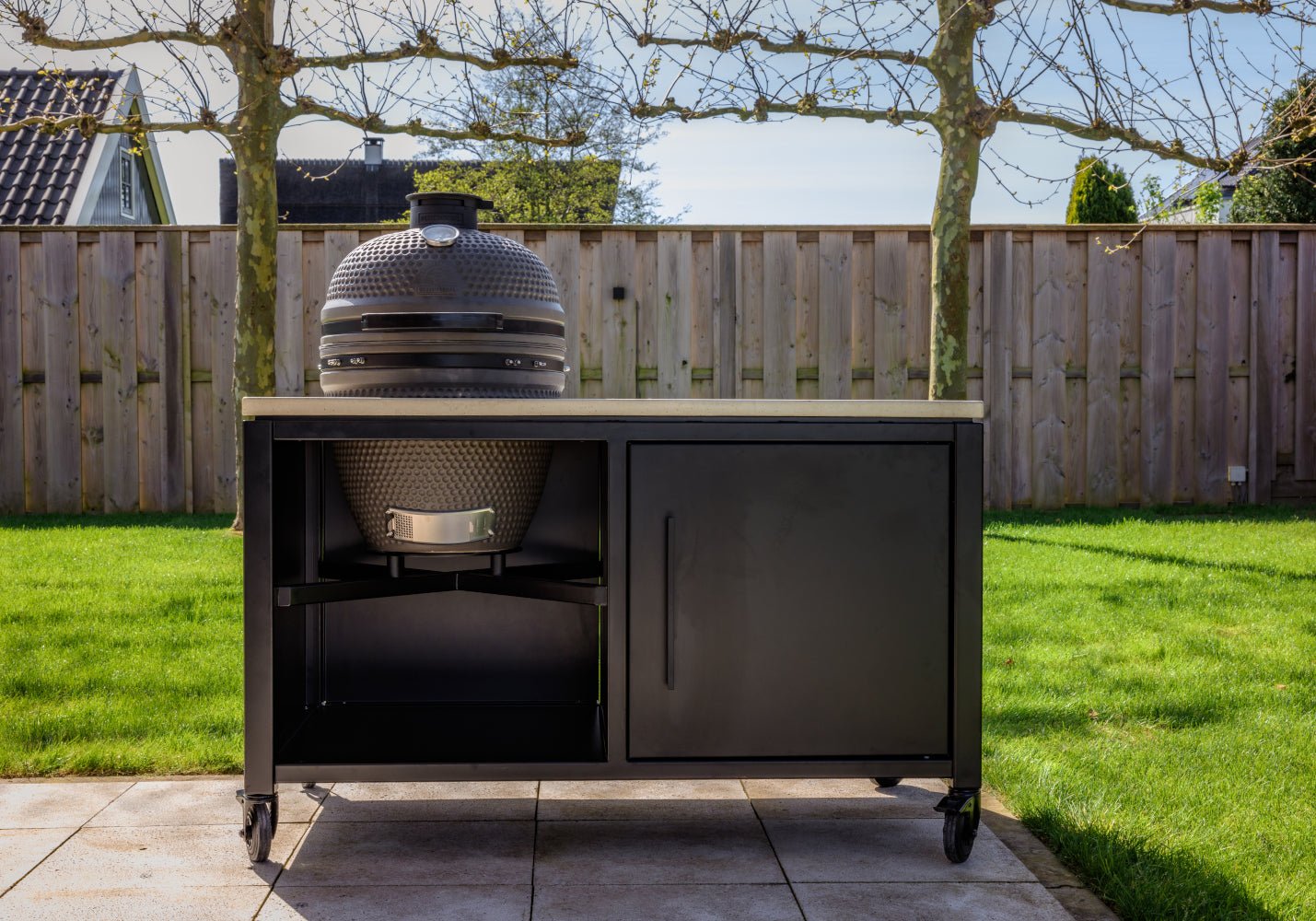 BESTCHARCOAL® Luxuos εξωτερική κουζίνα — σκληρό ξύλο Fraké / rechts, 55-cm-Ausschnitt / 30 mm schwarzer Granit
